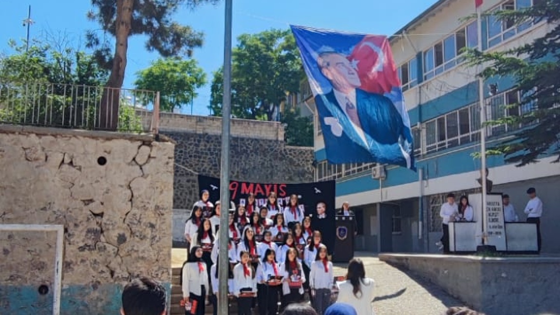 19 MAYIS ATATÜRK'Ü ANMA GENÇLİK VE SPOR BAYRAMI KUTLAMALARI